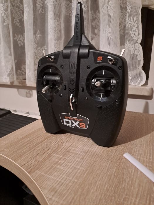 Nadajnik spektrum dxs 6-kanałowy