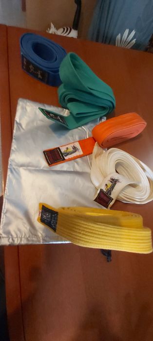 Cintos de karaté  5€ unidade