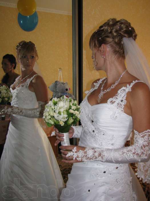 Продам красивое свадебное платье