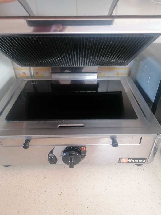 Tostadeira/vitrocerâmica fiamma