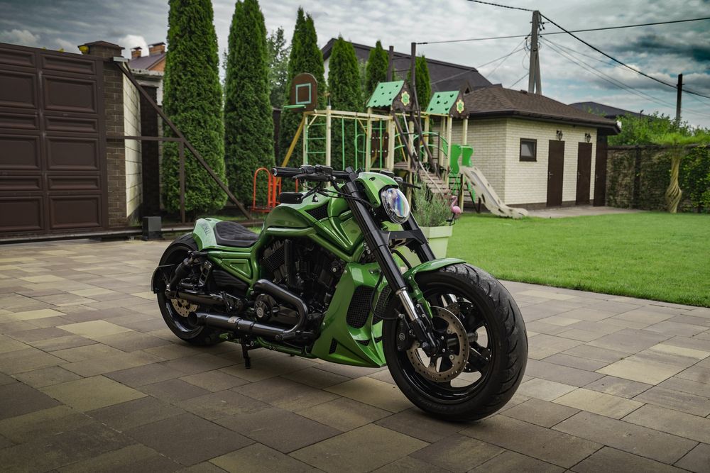 Harley-Davidson V-Rod  Full Custom