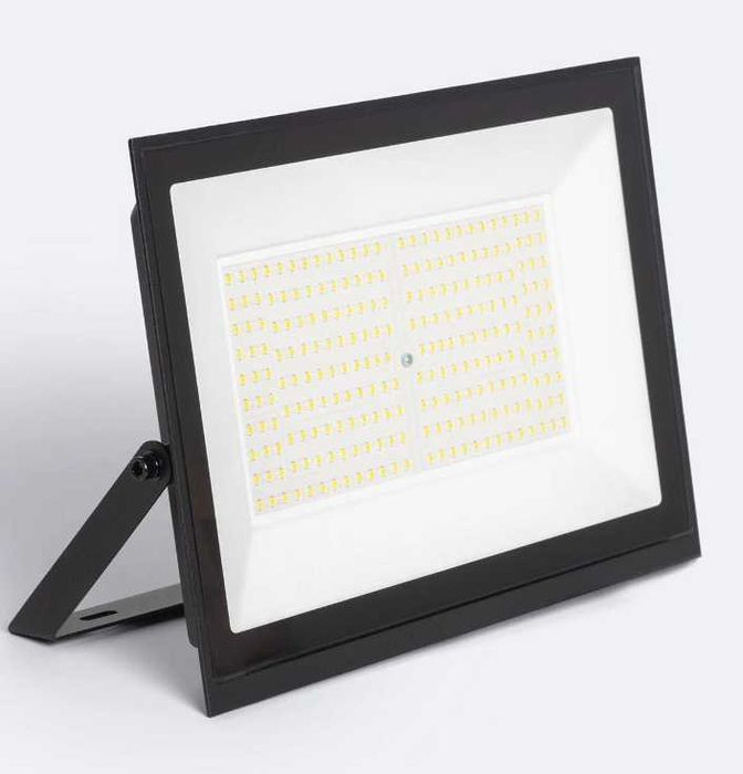 Foco Projetor LED 150W 120lm/W IP65 S3