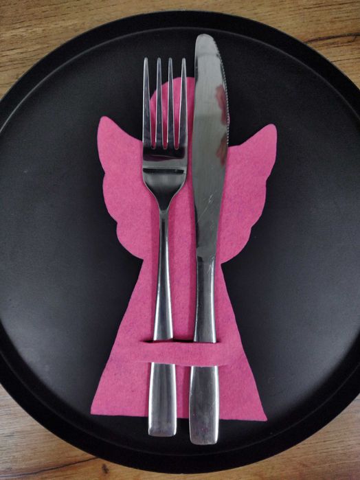 Różowe podkładki pod sztućce chrzest komunia anioł