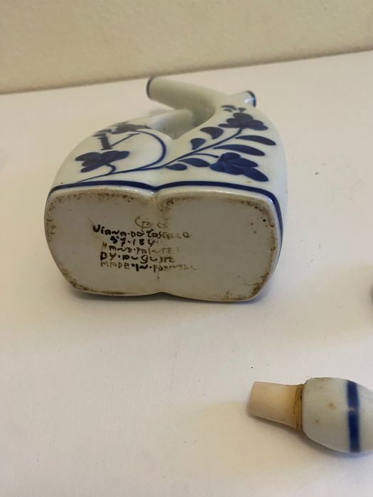 Galheteiro em louça tradicional de Viana do Castelo pintada a mão