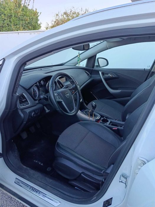Opel astra carrinha 2011 — photo 3