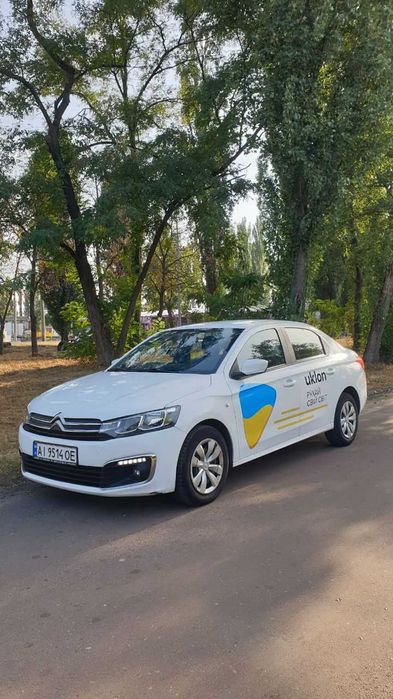 Оренда авто. Peugeot 2018р 1.2 газ/бенз 8-9л розхід