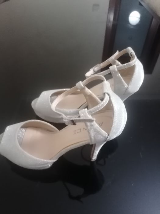 Sandálias cerimónia