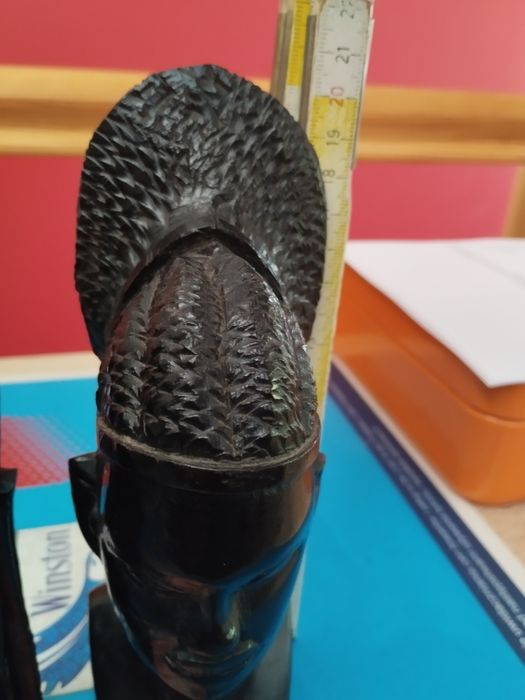 dwie afrykańskie figurki
