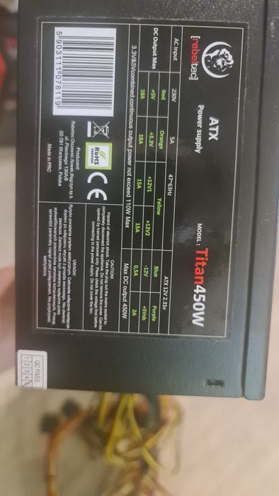 2 zasilacze w idealnym stanie