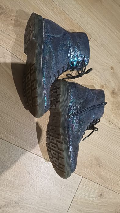 Buty zimowe, skórzane kozaki Lasocki 35 Young