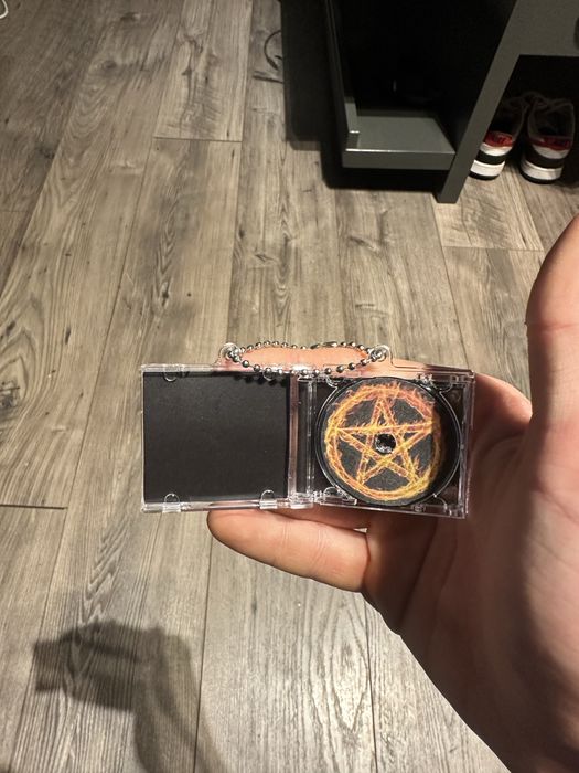 Chivas - hellstar CD Tag NFC