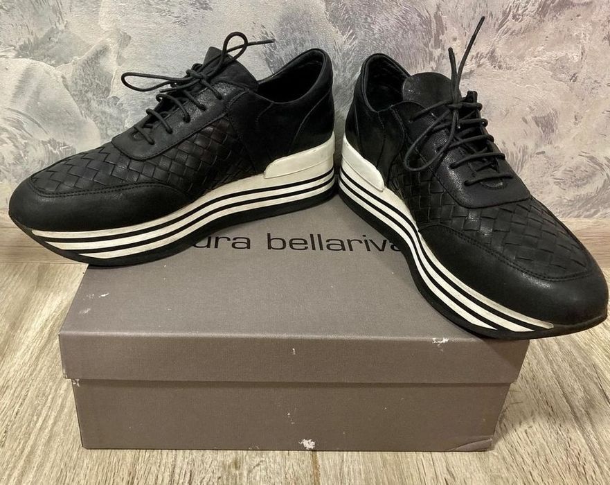 Кроссовки туфли Laura bellariva