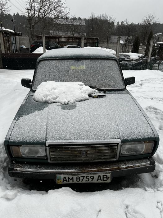 Продам ваз 2107.