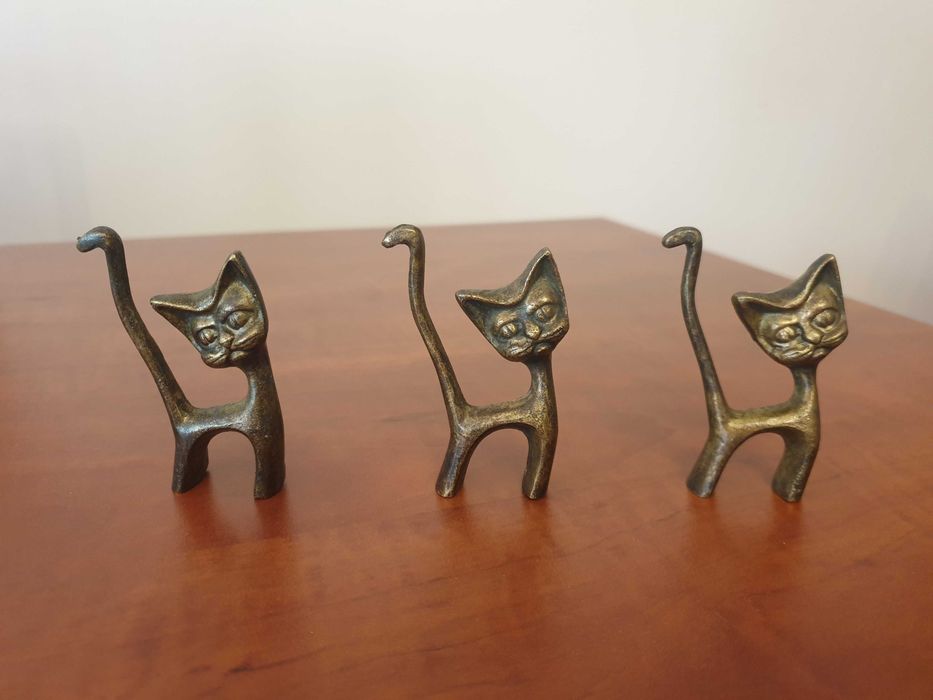 Kotki mosiężne figurki 3 sztuki