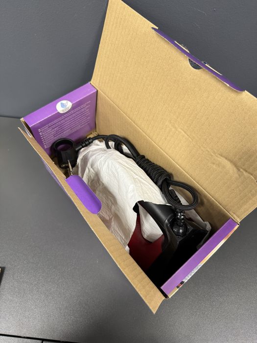 NOWE Żelazko Philips Azur DST7022/40