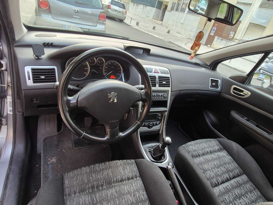 Peugeot 307 – Excelente Estado / Poucos Quilómetros (153 000 km)