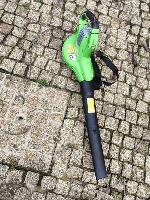 Soprador / Aspirador / Triturador de Folhas 3000W Florabest