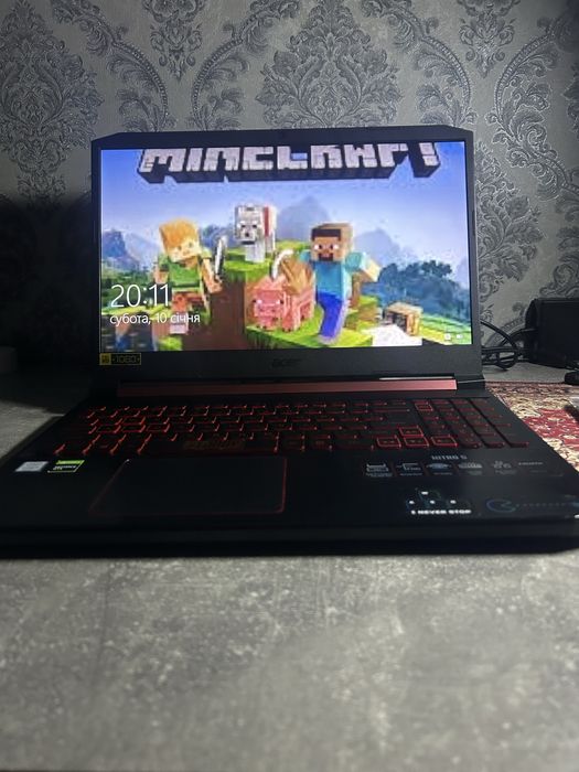 Ігровий ноутбук асер
