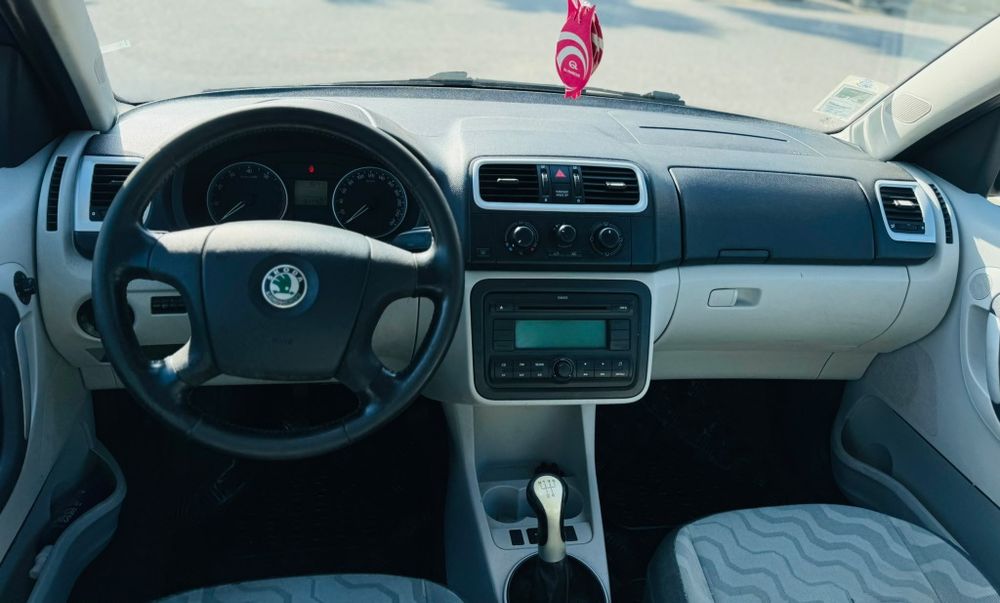 Skoda Roomster 1.2 gasolina com 198.000 mil km ano 2007 em bom estado geral