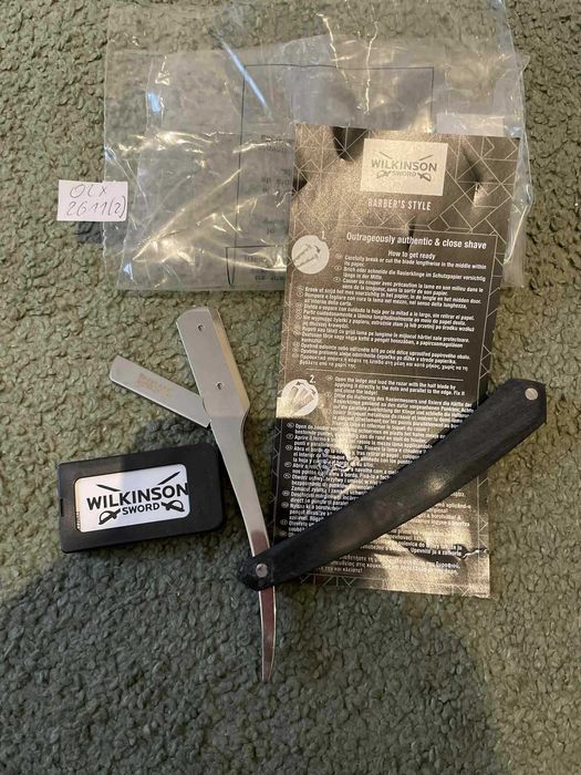 Wilkinson Sword brzytwa do golenia rączka + 5 żyletek 2611(2)