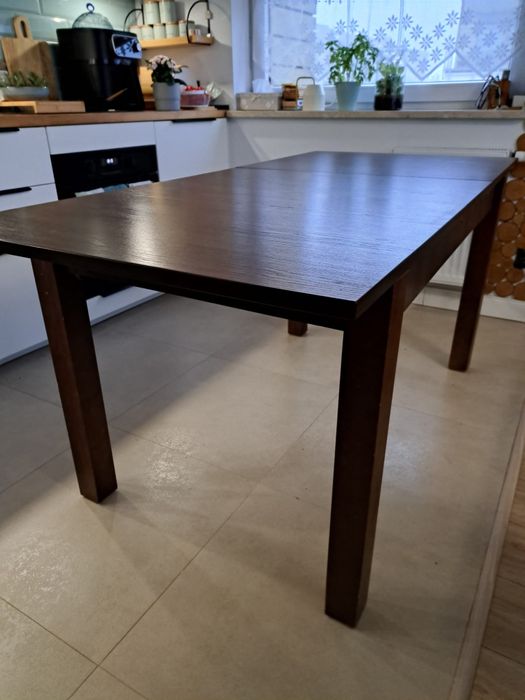 Stòł drewniany rozkładany