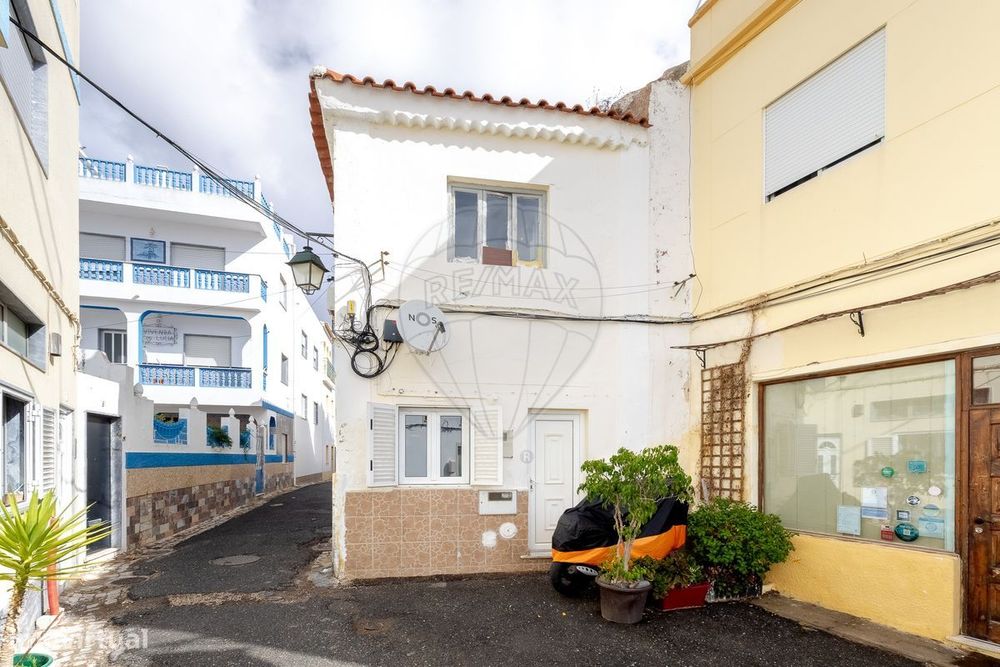 Moradia T4 para venda