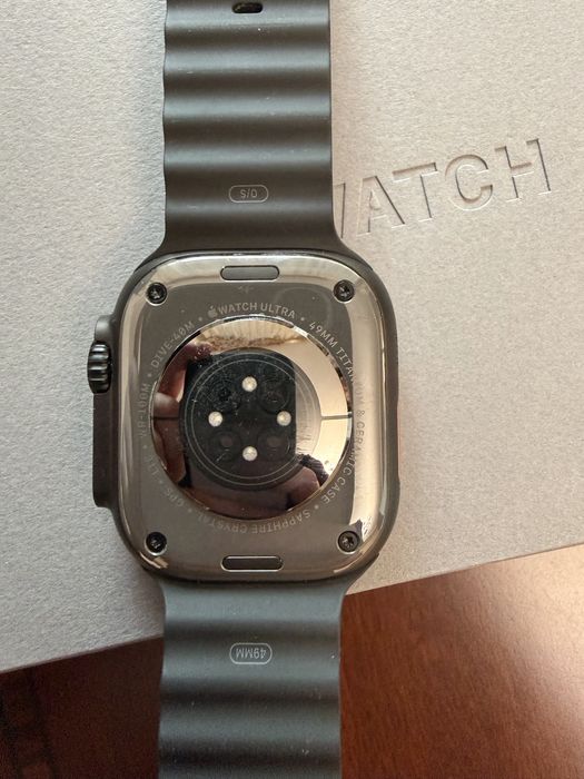 Продам оригінальні часи Apple watch Ultra 2
