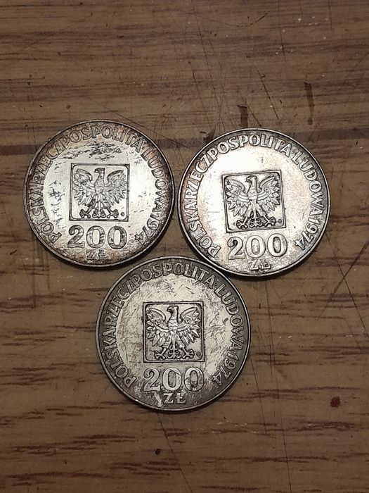 3 srebrne monety 200zl