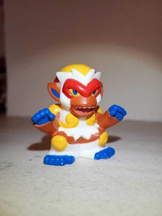 Pokémon finger puppet / brinquedo / figura pokémon Infernape da bandai