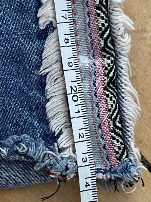 Cropp 32 XXS damskie szorty krótkie spodenki przetarcia jeansowe dżins