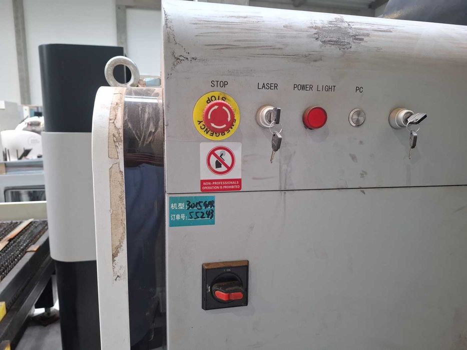 Wycinarka laserowa JINAN ST-FC3015GAR