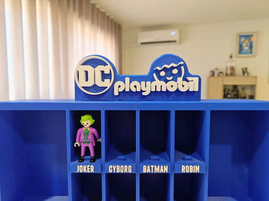 Expositor Playmobil DC Justice League Kinder Joy + Kinder Maxi