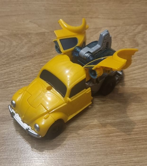 Transformers hasbro figurka bumblebee