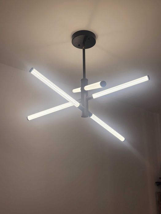 Lampa LED nowoczesna