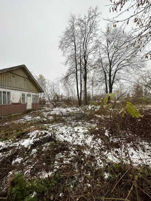 Продаж будинку в гірській місцевості з великою земельною ділянкою