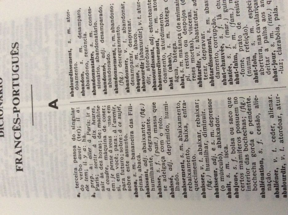 Dicionário de Francês-Português e Português-Francês