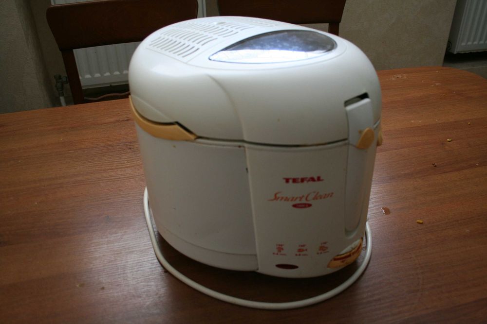 Фритюрница Tefal 6252 Smart Clean