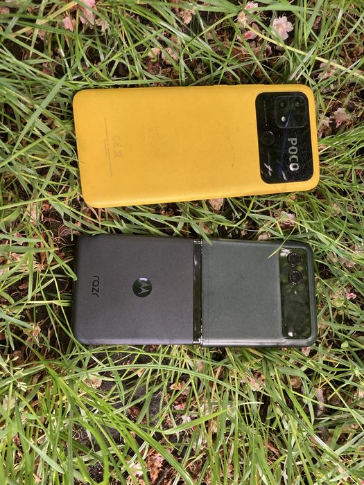 Продам на запчастини pocco motorola
