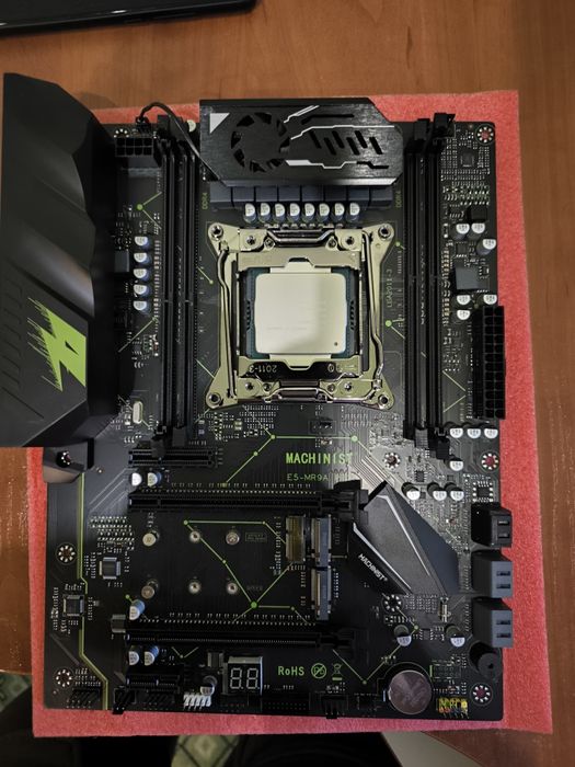 Продам комплект Х99+Xeon e5 2666v3 +16gb ddr4