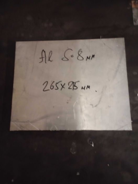 Полоса алюминиевая и нержавеющая и хомут н.ж. для трубы 10-14 мм.