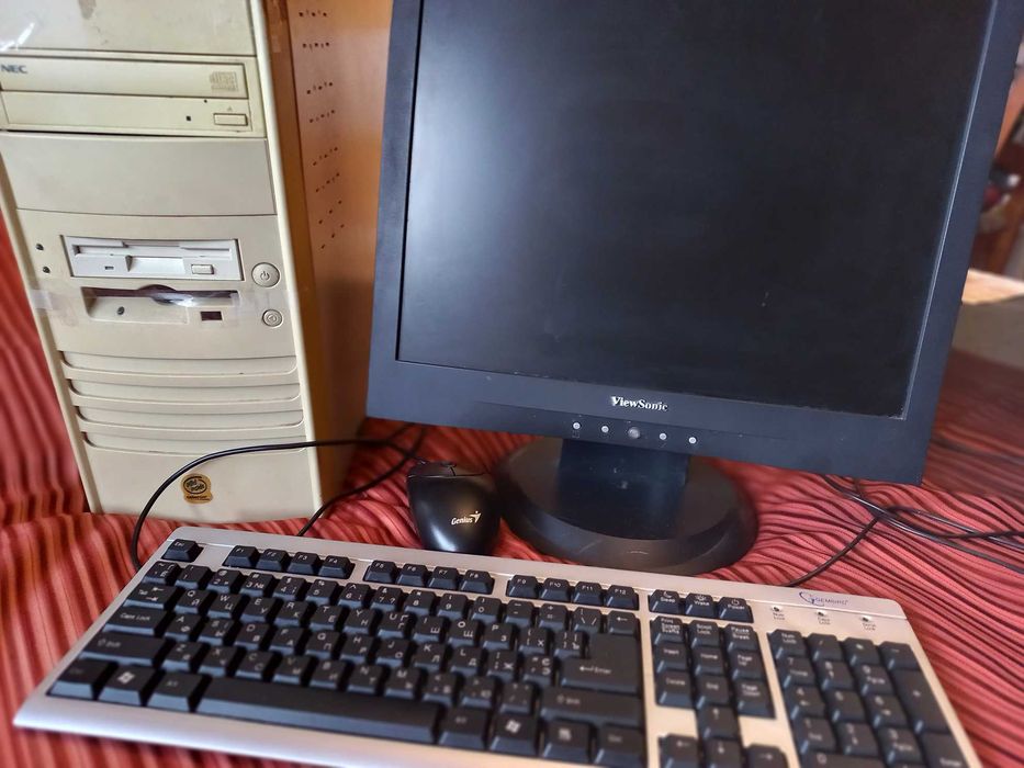 Системный блок ПК +клавиатура. Установлена OS Windows+Office,  Все Ок!