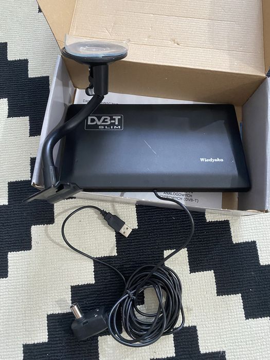 Antena pokojowa DVB-T SLIM Wiedyska – Aktywna, na USB