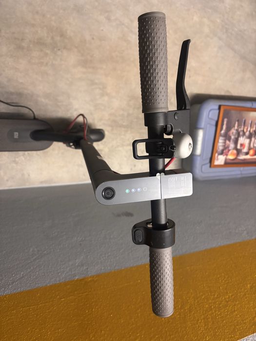 Xiaomi Mi Electric Scooter Essential