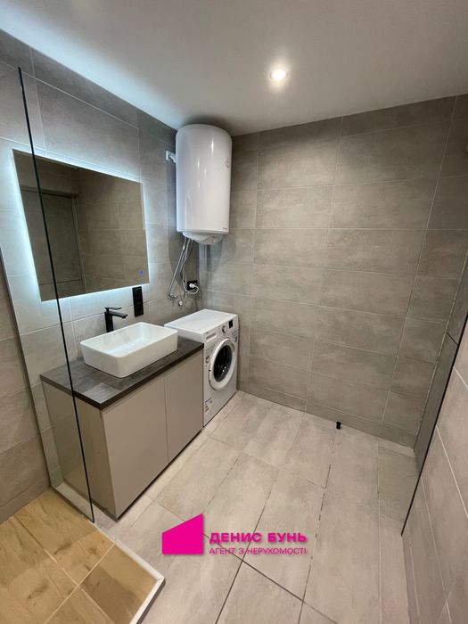 Продам стильную, двухуровневую квартиру в центре города