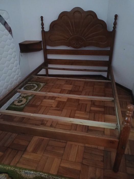Cama de casal com colchao