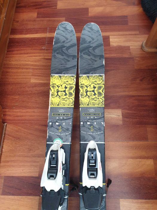 narty freestyle LINE TIGERSNAKE, TWINTIP  157 cm head, volkl 160