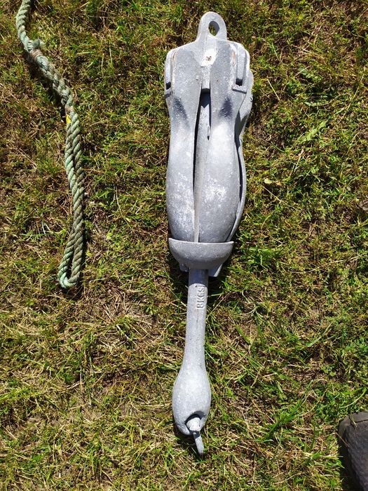 Sprzedam kotwicę do cumowania łodzi 8kg