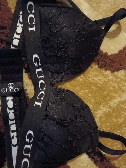 Piękny włoski biustonosz Gucci nowy XS s.