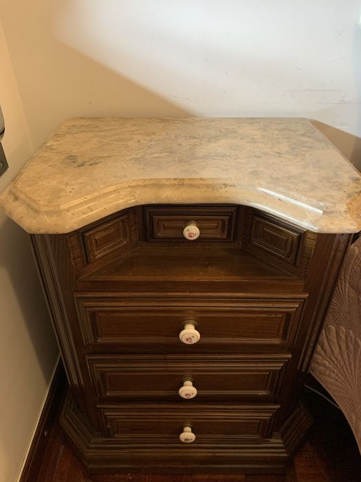 Mobilia quarto-madeira maçica