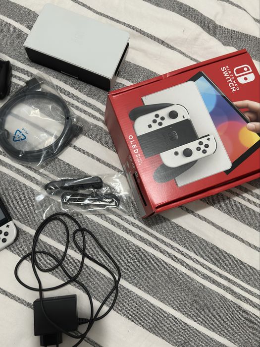 Nintendo Switch OLED 64gb